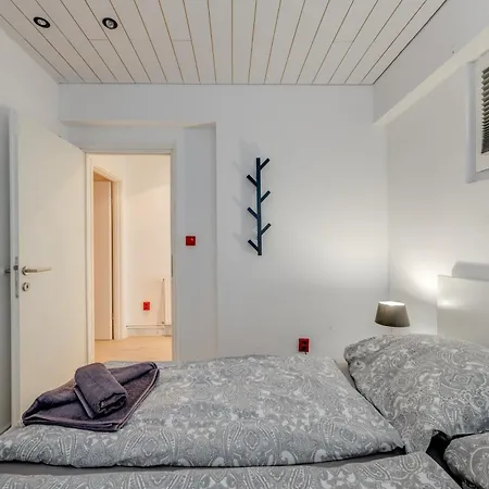 Luxury With Shared Pool Patio & Sea View