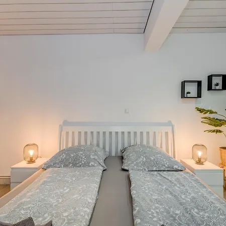 Apartman Luxury With Shared Pool Patio & Sea View